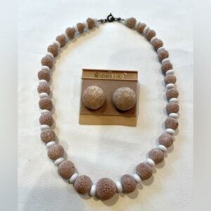 Richelieu set, choker necklace and earrings